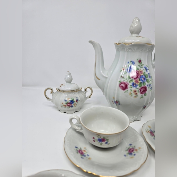 IJB Germany US Zone 13 Pc Porcelain Tea Set Pink Blue Green Floral Gold Trim 40s - Picture 6 of 16